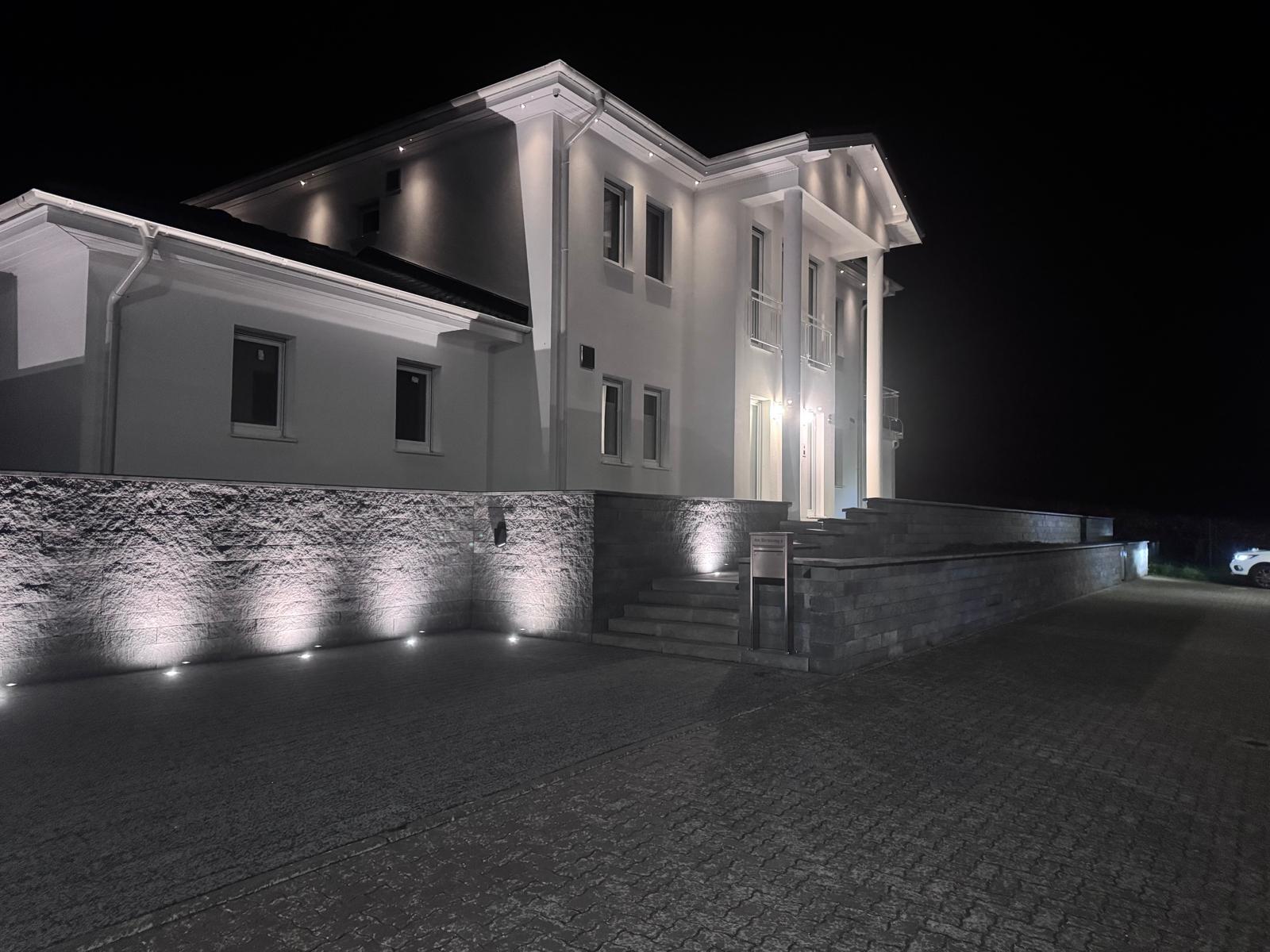 Ferienhaus bei Nacht